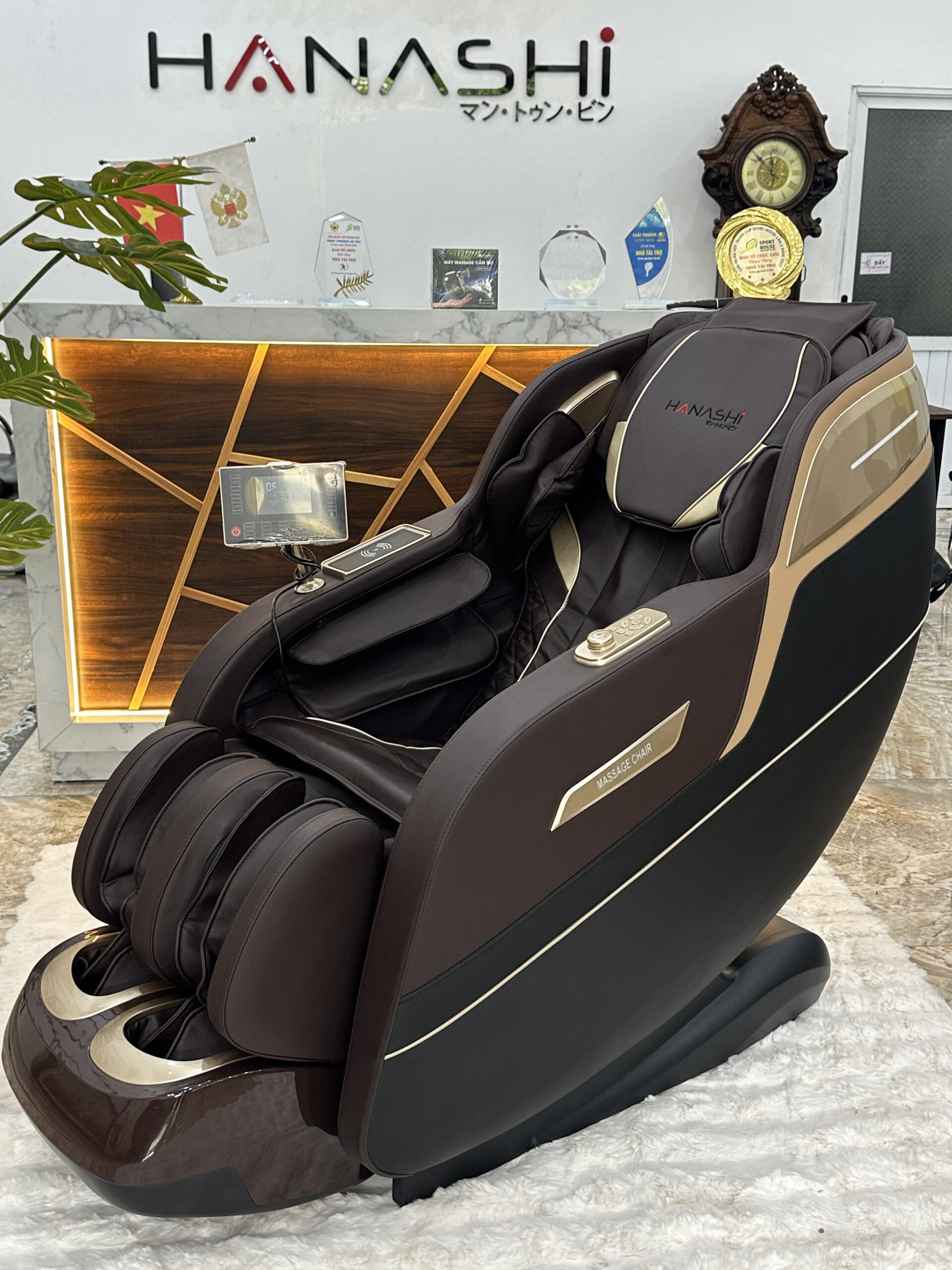 Ghế Massage HANASHI H33 - Chân Ốp Nhựa Cao Cấp